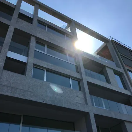 Skyline Flats * Γάνδη