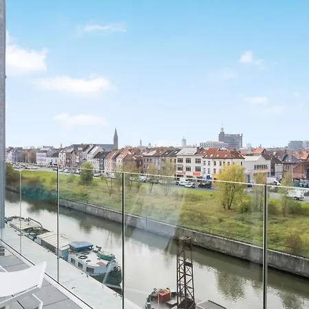 Skyline Flats * Ghent
