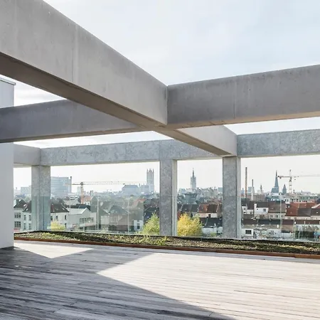 Skyline Flats 아파트